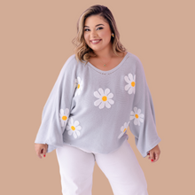 Load image into Gallery viewer, Karina Daisy Sweater