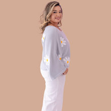 Load image into Gallery viewer, Karina Daisy Sweater