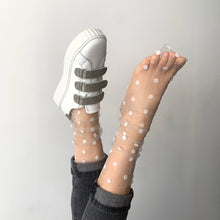 Load image into Gallery viewer, Estelle White Socks