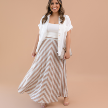 Load image into Gallery viewer, Shoreline Maxi Skirt
